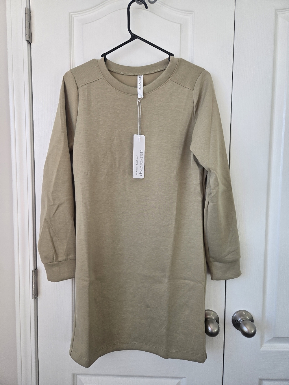 Scarlett Scarlett  Olive Crewneck Travel Dress Size Medium NWT